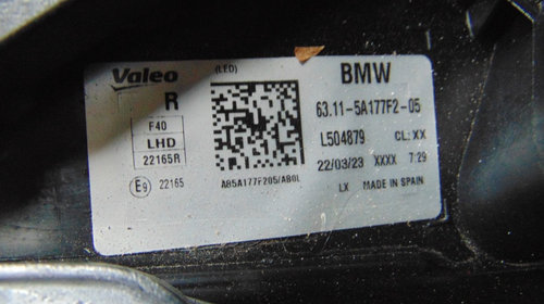 Fata autoturism BMW S1 F40