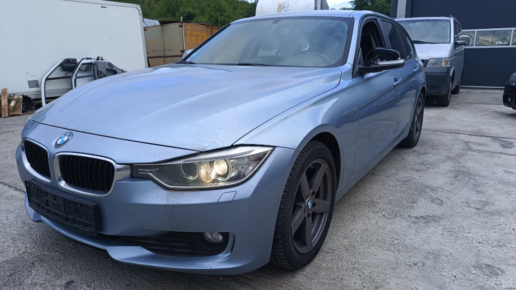 Fata completa BMW F30 XENON EUROPA