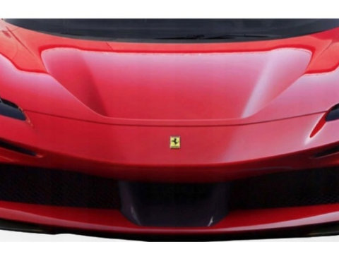 Fata completa Ferrari SF90