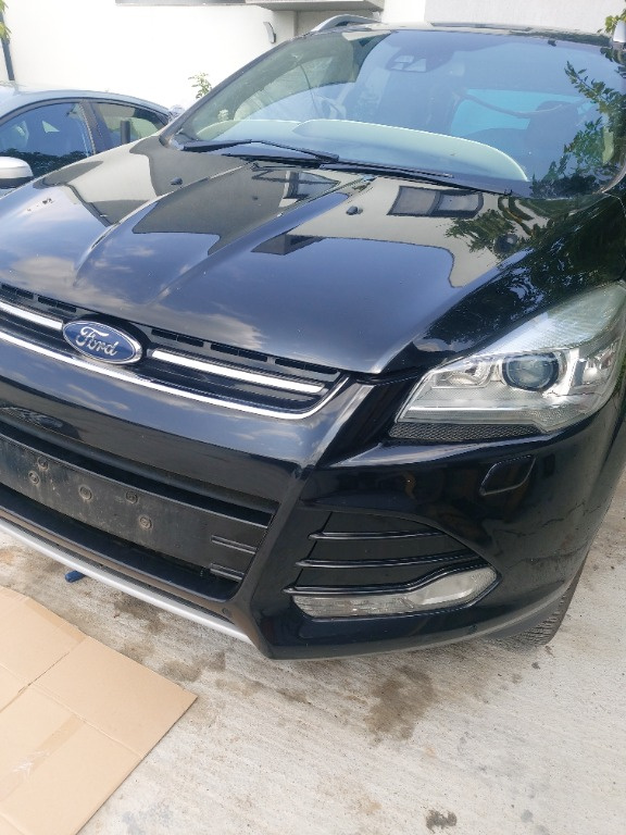 Fata completa Ford kuga
