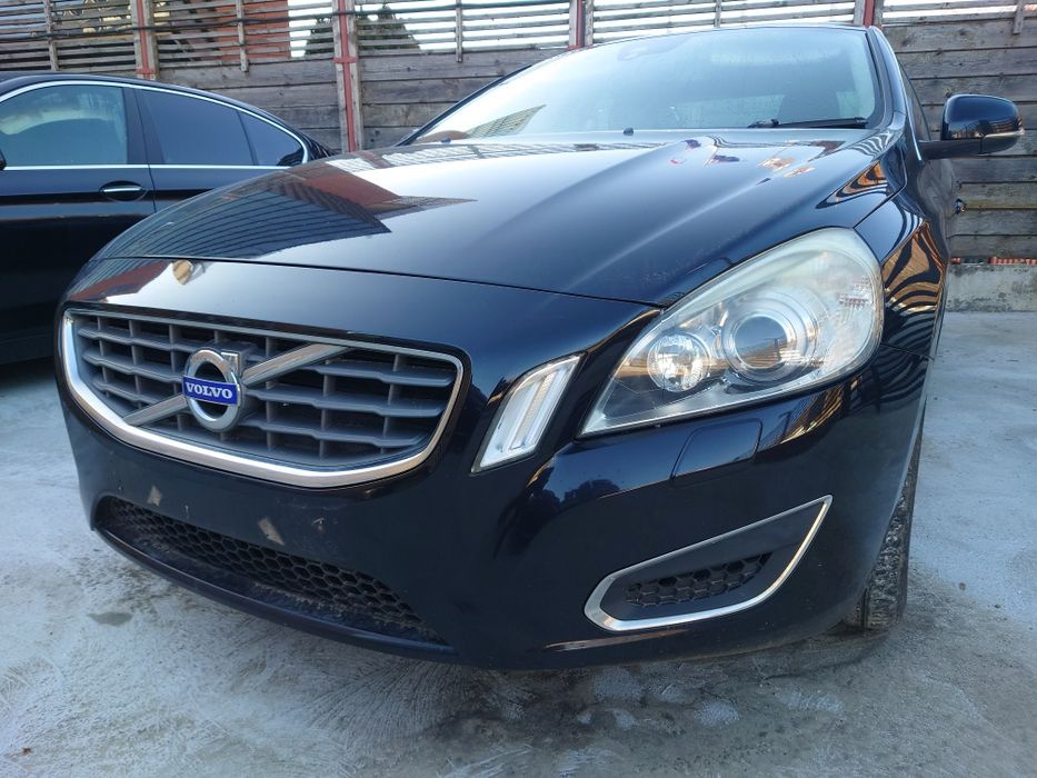 Fata completa Volvo S60 D3 2012 capota bara far xenon aripa trager