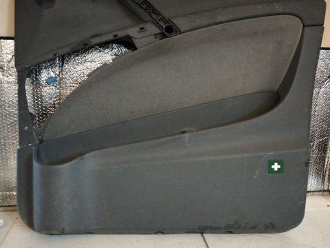 Fata de usa dreapta fata Mercedes-Benz Vito W639 [2003 - 2010] Minivan 4-usi 109 CDI MT L1H1 (95 hp)
