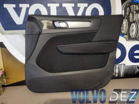 Fata de usa dreapta fata VOLVO XC40 32282661