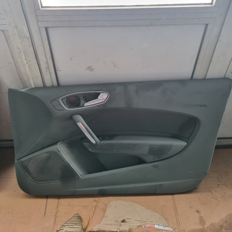 Fata de usa dreapta ptr AUDI A1 8X(2+1 usi) an fabricație:2010-2018,cod:8X1 867 106 A