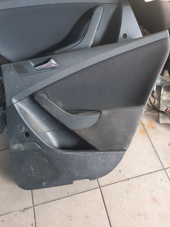 Fata de usa dreapta spate VW PASSAT B6 VARIANT, an fabricație:2006,cod:3C5867212