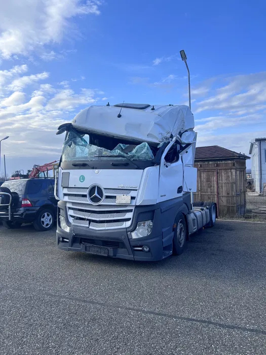Fata / Tapiterie usa dreapta Mercedes-Benz Actros MP4 generatia [2011 - 2019]