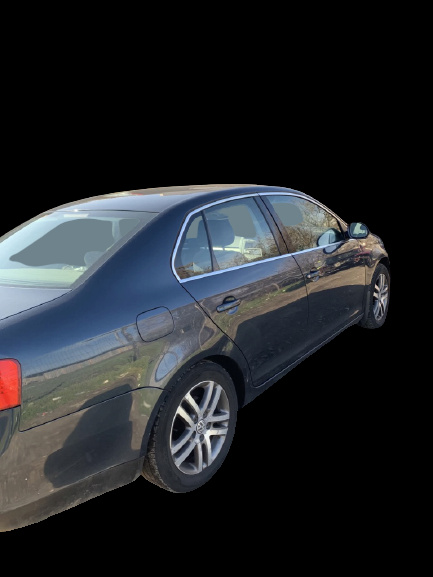 Fata usa dreapta fata Volkswagen Jetta 5