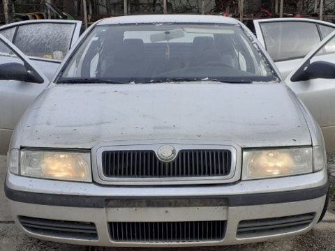 Fata usa fata dreapta Skoda Octavia prima generatie [facelift] [2000 - 2010] Liftback 5-usi 1.9 TDI AT (90 hp)