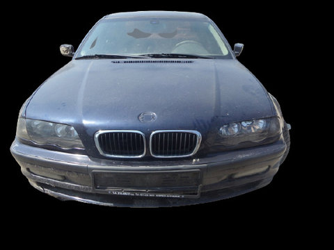 Fata usa fata stanga BMW 3 Series E46 [1997 - 2003] Sedan 4-usi 316i MT (105 hp)