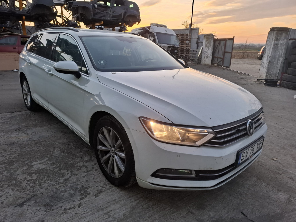 Fata usa stanga spate Volkswagen VW Pass