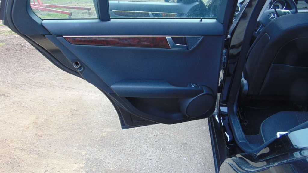 Fete usi Mercedes c Class w204 2007-2015