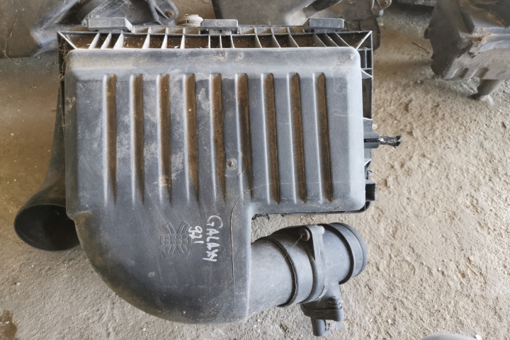 Filtru aer filtru aer ford transit cod 7M0183 7M01