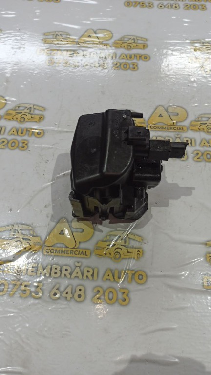 Filtru combustibil CITROEN C4 Coupe 1.6 HDi 90 CP cod: 9305108C