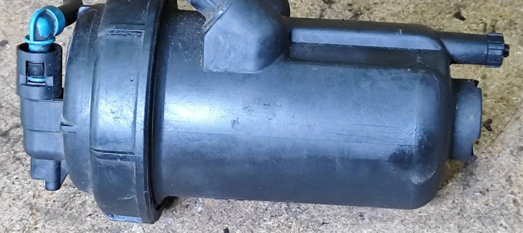 Filtru de combustibil Opel Corsa C