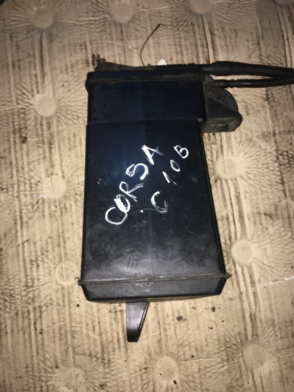 Filtru epurator Opel Corsa C 1.0 benzina 2002