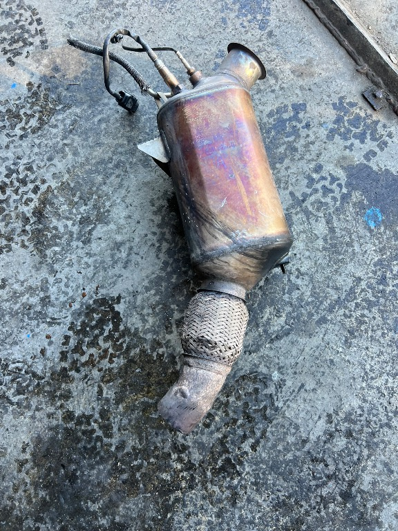 Filtru particule catalizator BMW 2.0 Diesel Cod N47 BMW F10 F20 F30 X3 cod 7823498 8509239