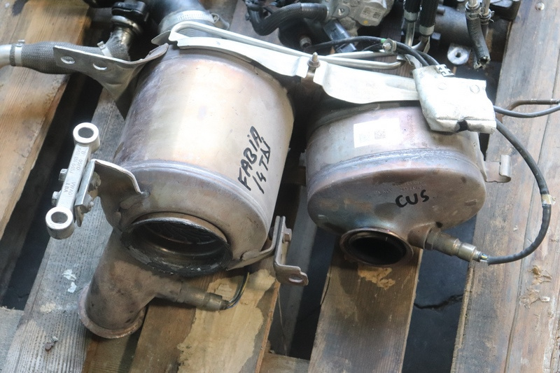 FILTRU PARTICULE VOLKSWAGEN POLO 6R 1.4 TDI CUS - AN 2014