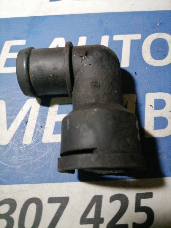 Flansa apa racire VW Golf 3 037121619