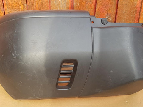 Flaps colt bara fata dreapta Nissan Patrol Y61 cod 62025VB100