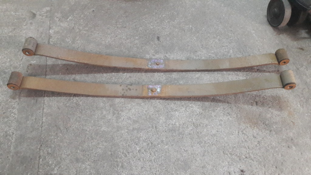 Foaie arc spate simpla pentru Iveco Dail