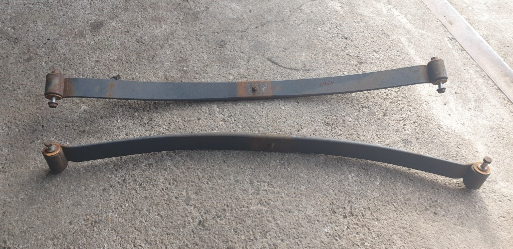 Foaie arc spate simpla pentru Iveco Dail