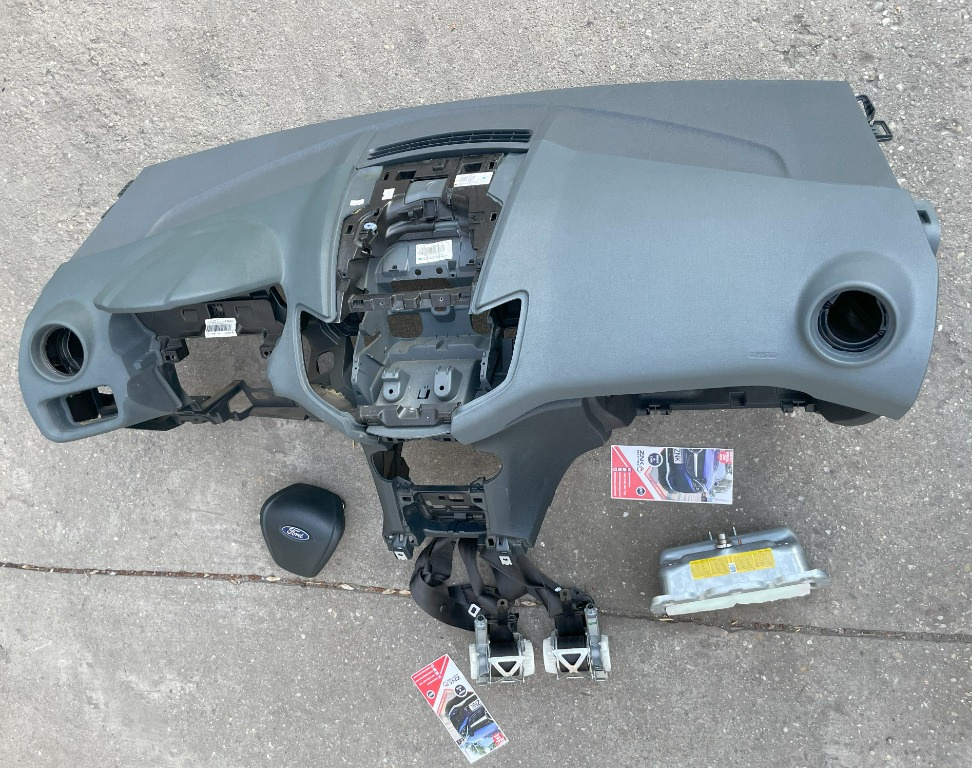 Ford Fiesta MK7 VII 7 plansa de bord - diferite culori