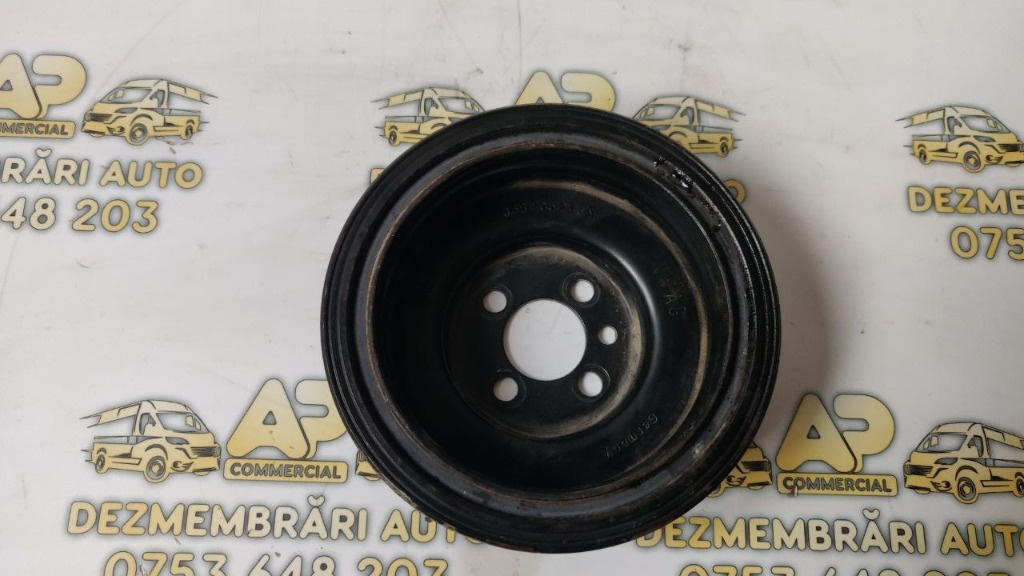 Fulie motor AUDI A5 B8 Coupe (8T3) 2.0 TDI cod : 038105243M