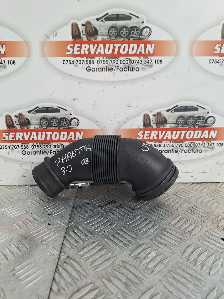Furtun admisie aer Volkswagen Phaeton (2002-2010) 3.0 Motorina 2008, 3B0129615Q