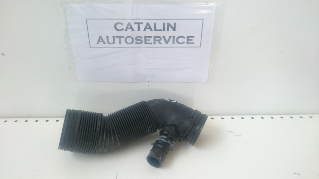 Furtun admisie Golf 4, Bora 1.9 TDI Cod 1J0129684