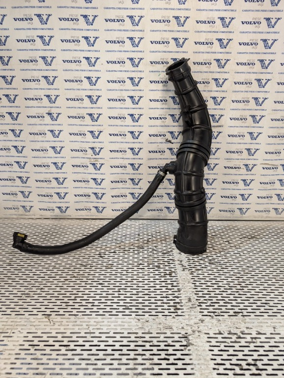 Furtun admisie turbina-filtru aer VOLVO S40 V40 1.