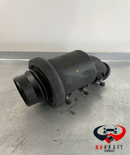 Furtun admisie turbo / rezonator A651140