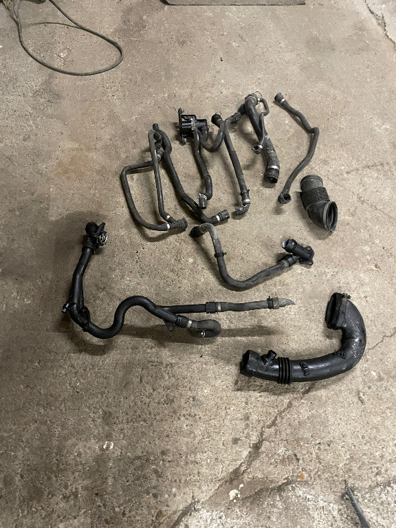 Furtun aer + diverse furtunuri si tubulaturi BMW E60 E61