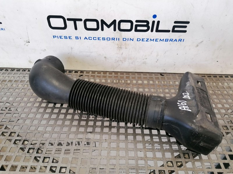 Furtun aer Mercedes Benz A-Class W169 A160: A2660940487 [Fabr 2004-2013]