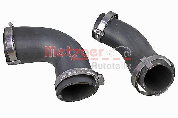 Furtun aer supraalimentare # Intercooler dreapta Ford Focus 2010 2011 2012 2013 2014 2015 2016 2017 2018 2019 2020 2021 2022 2023 2024 2025 # 2400301 # METZGER