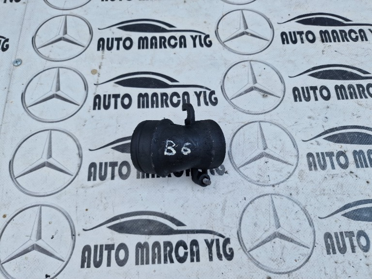 Furtun aer Volkswagen Passat B6 cod 3c0129635