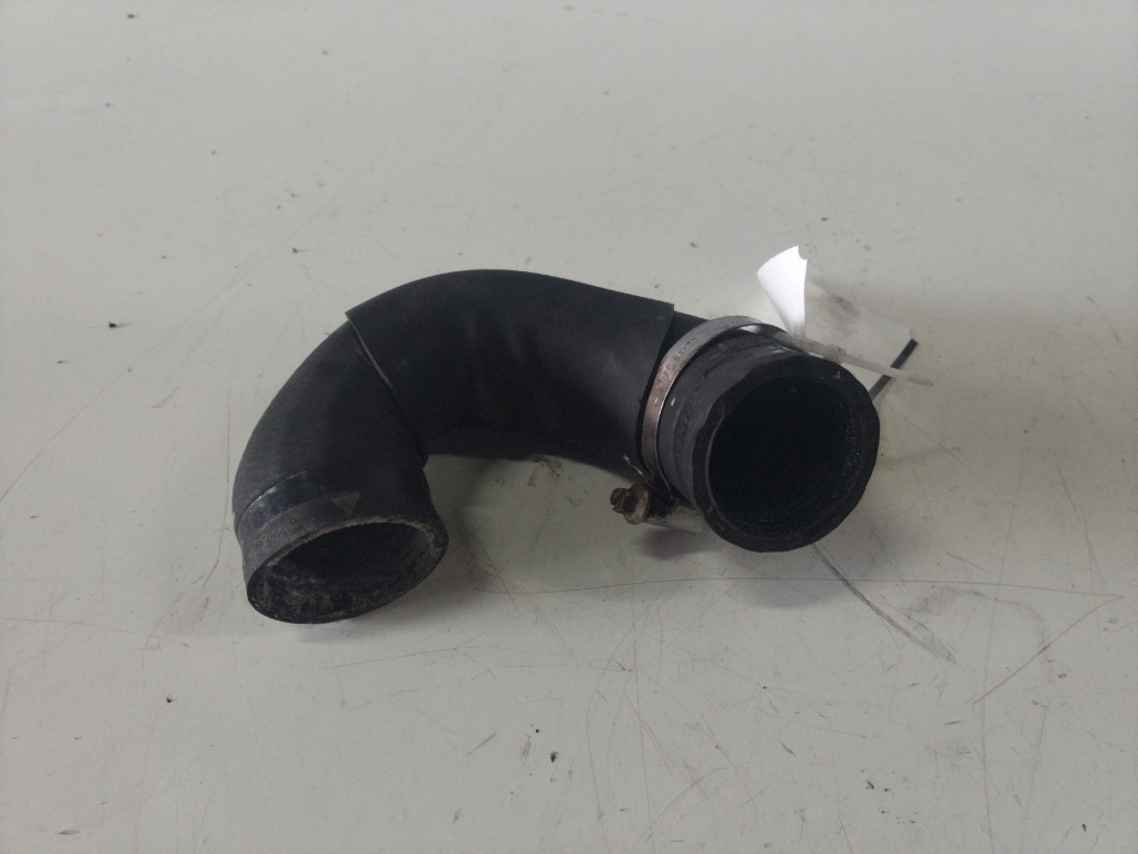 Furtun apa Bmw Seria 3 E90 an 2008 N47 cod piesa 11975514837810h