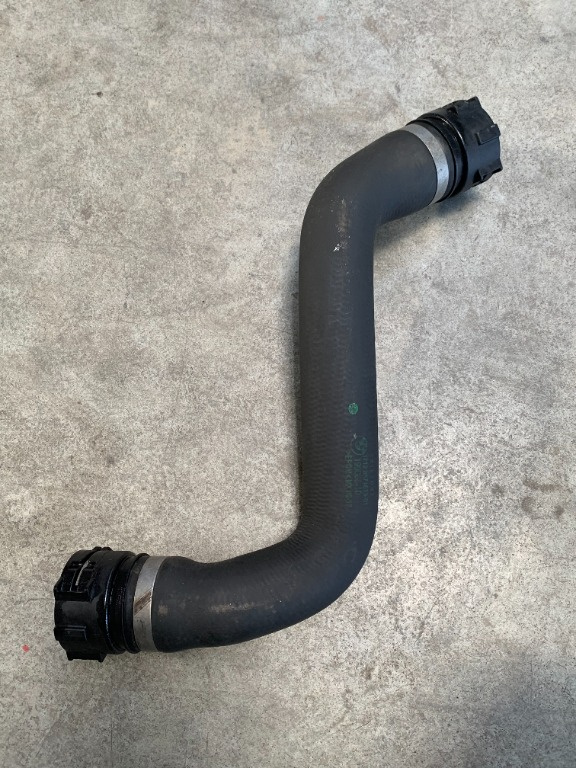 Furtun apa Bmw X3 F25 N47 cod 8571613