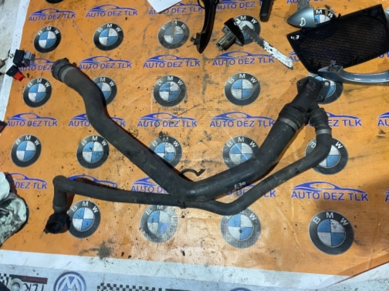 Furtun apa BMW X5 E70 3.0 d