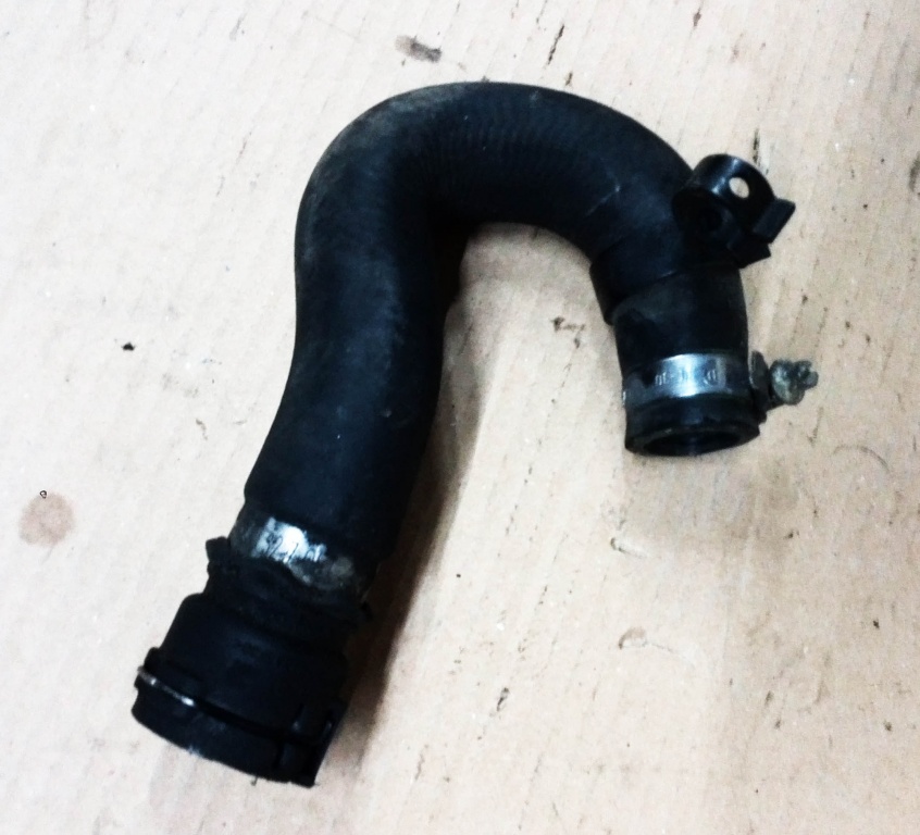 FURTUN APA CU MUFA CURBAT MIC X5 E53 2003 184CP
