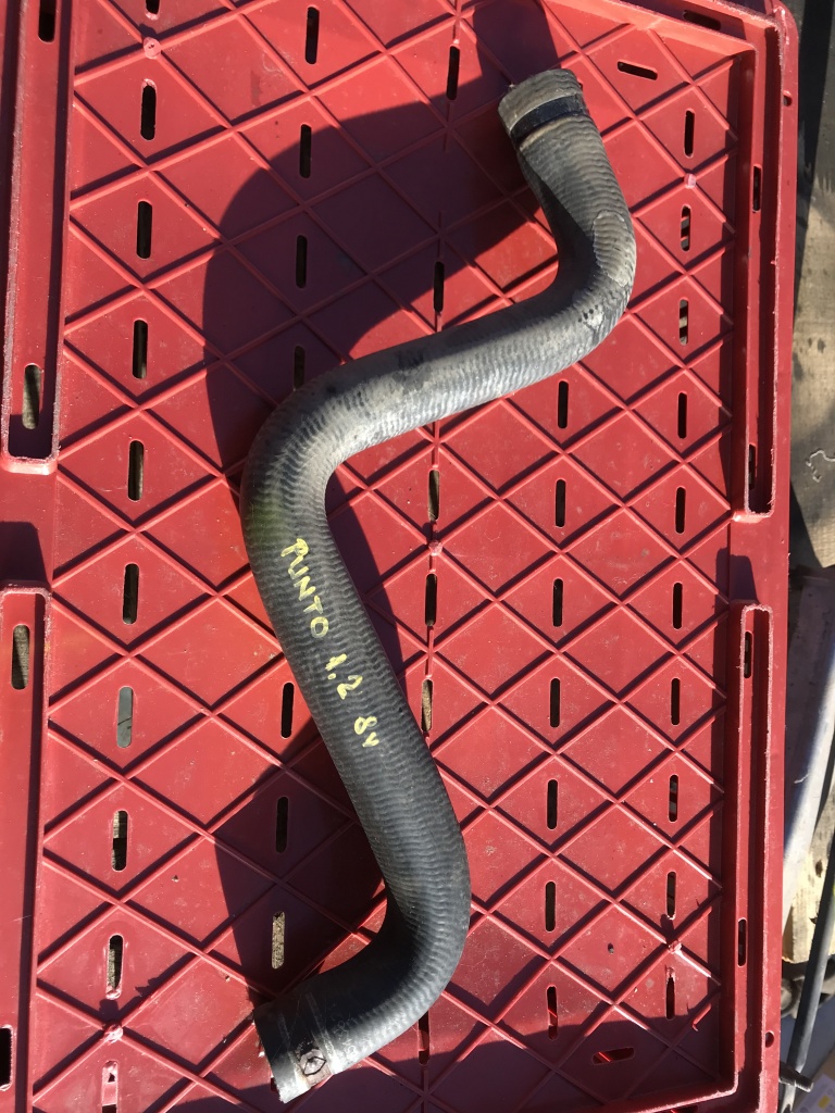 Furtun apa Fiat Punto 1.2 8v 2002 cod 46543621