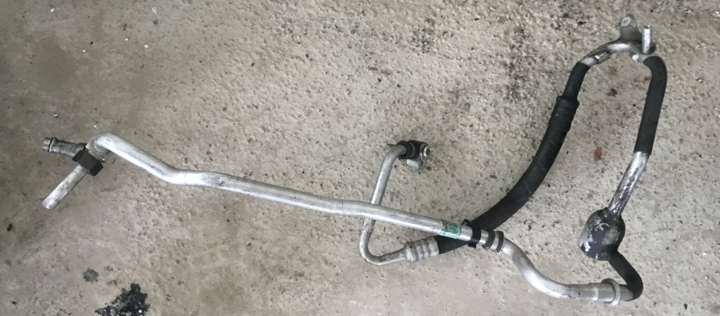Furtun clima AC VW Sharan Ford Galaxy Seat Alhambra YM2H19A705GB YM2H-19A705-GB 7M3820741C 7M3.820.741 C