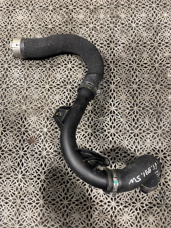 Furtun intercooler 1.0 TCE Renault Clio / Captur an 2019 - 2023 cod 144605006R