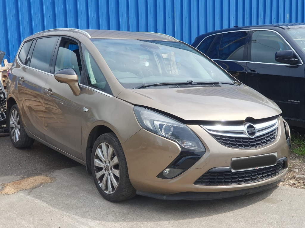 Furtun intercooler Opel Zafira C 2013 Tourer 2.0 CDTI