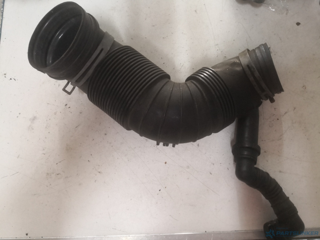 Furtun intercooler turbo VOLKSWAGEN PASSAT (3C2) [ 2005 - 2010 ] TDI (BMR, CBBB) 125KW|170HP OEM 3c0129654p