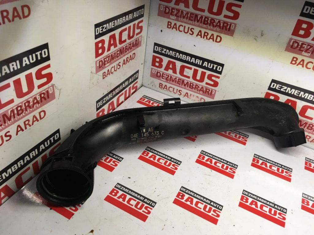 Furtun intercooler VW Golf 7 cod: 04e145673c
