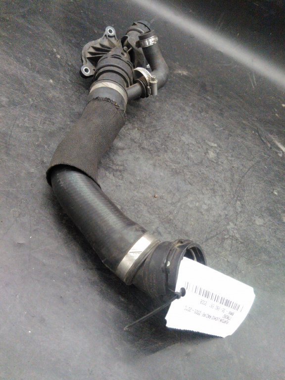 Furtun lichid racire (2005-2010 ) Bmw S5-e60 ,e61 an 2008 cod piesa 7795262