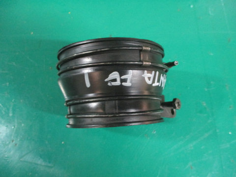 FURTUN / RACORD AER ADMISIE COD 28138-26320 HYUNDAI SANTA FE 1 2.0 CRDI 4X4 FAB. 2001 - 2006 ⭐⭐⭐⭐⭐