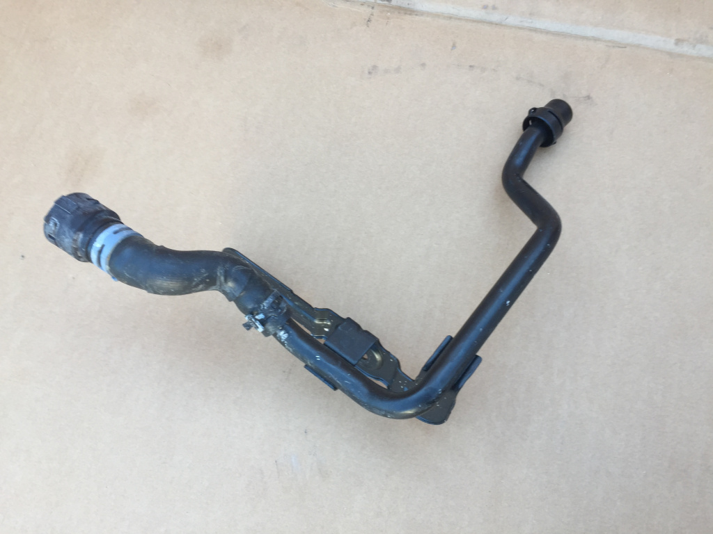 Furtun Seat Alhambra 2 VW Sharan 7n 2.0 tdi 2012 2013 2014 2015 2016 2017 2018 2019 2020 7N0122101T