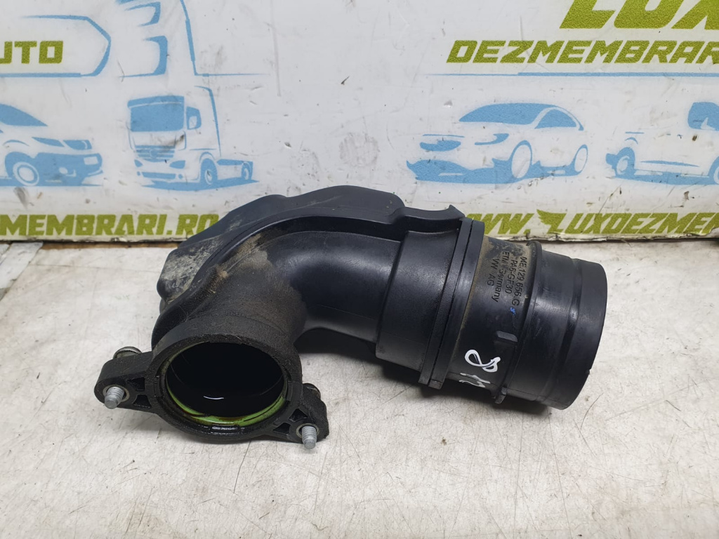 Furtun tub aer 04e129656g 1.4 tsi CMB Volkswagen V
