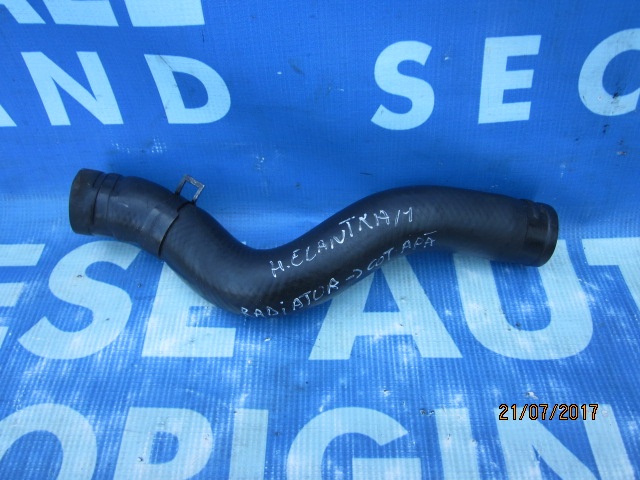 Furtunuri apa Hyundai Elantra 2.0i ; 25411-2D100 (radiator-cot)